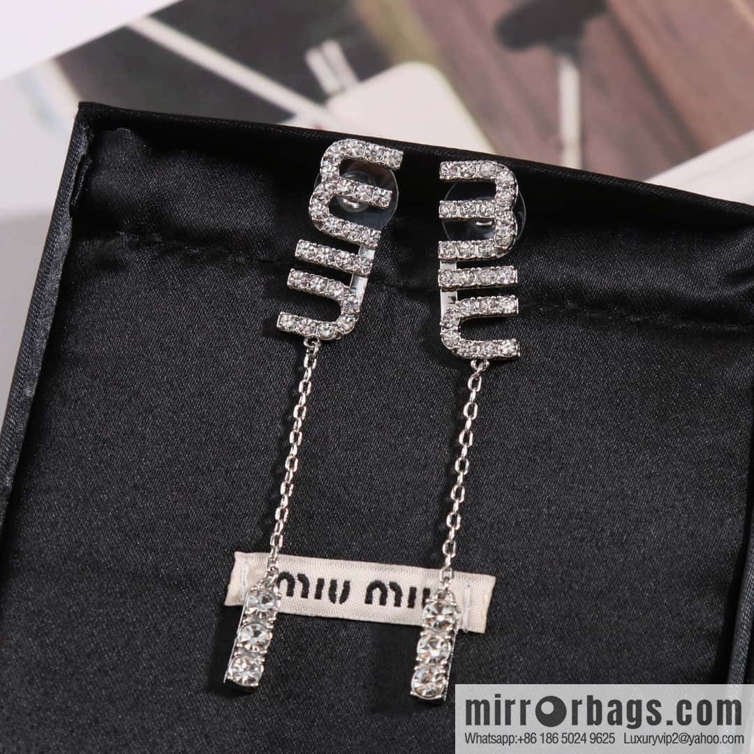 MIU MIU Miu Miu Silver Diamond Fringed Stud Earrings