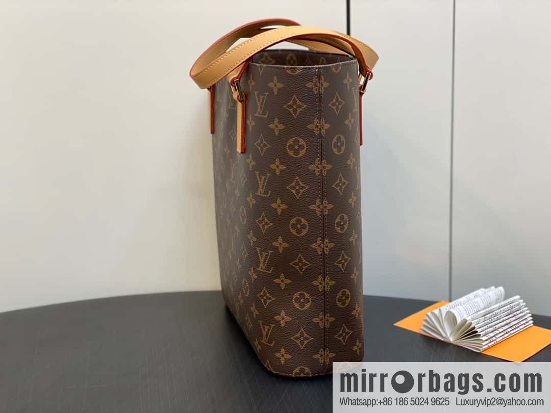 [Boutique‑grade] M51170 monogram yellow leather, medieval bag series M51170 51172 Vivian Cc vegetable basket out of print medieval bag Vivian