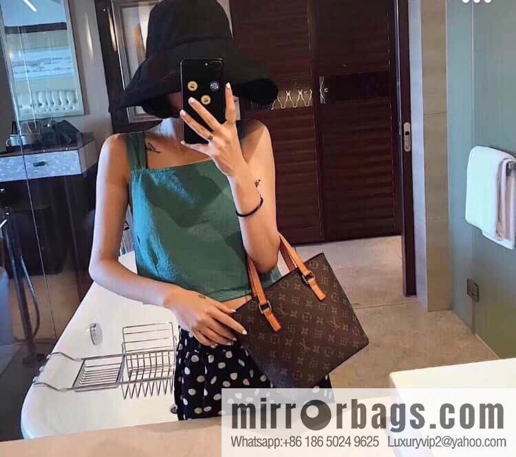 [Boutique‑grade] M51170 monogram yellow leather, medieval bag series M51170 51172 Vivian Cc vegetable basket out of print medieval bag Vivian