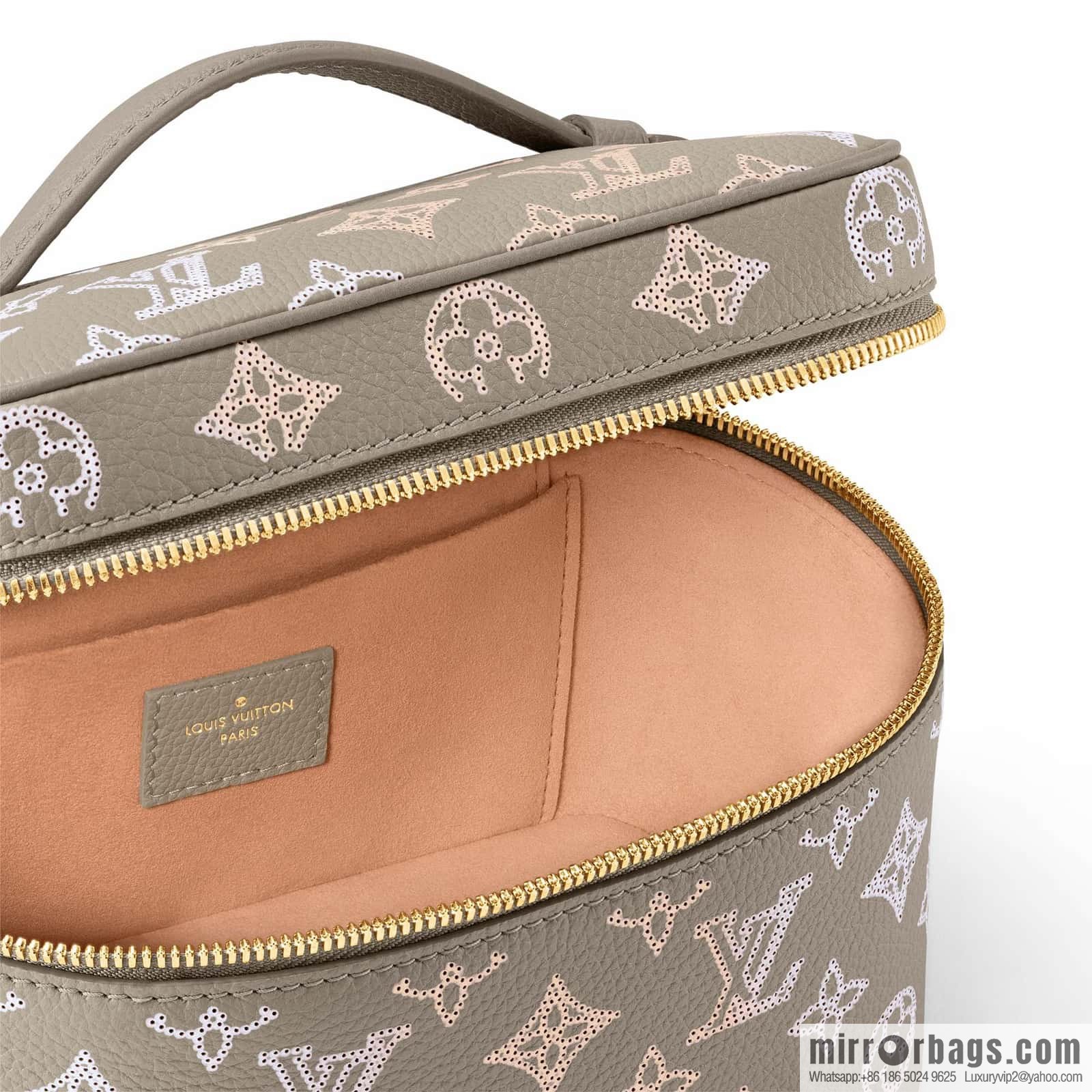 [Boutique‑grade] M23550 light gray full leather pouch series NICE mini pouch M44495 gray (cut-out)