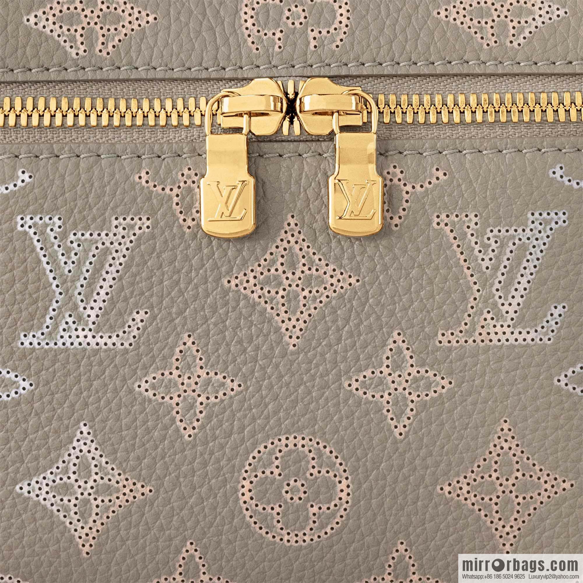 [Boutique‑grade] M23550 light gray full leather pouch series NICE mini pouch M44495 gray (cut-out)