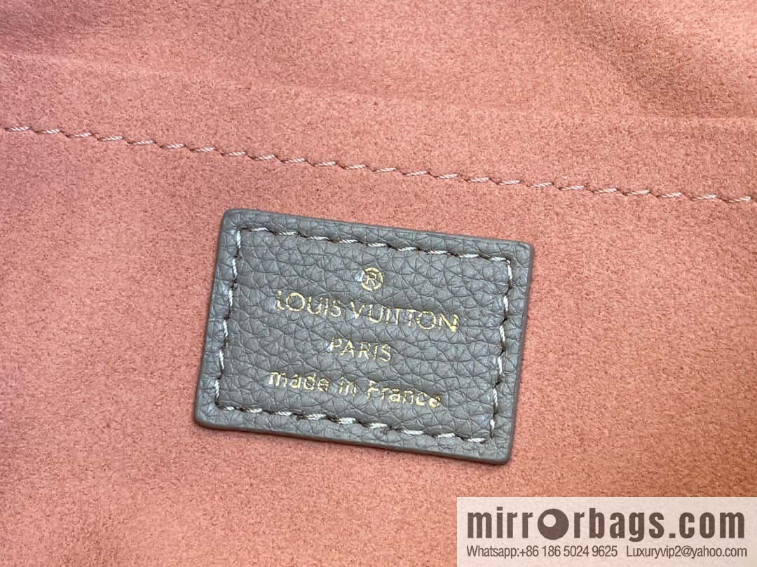 [Boutique‑grade] M23550 light gray full leather pouch series NICE mini pouch M44495 gray (cut-out)