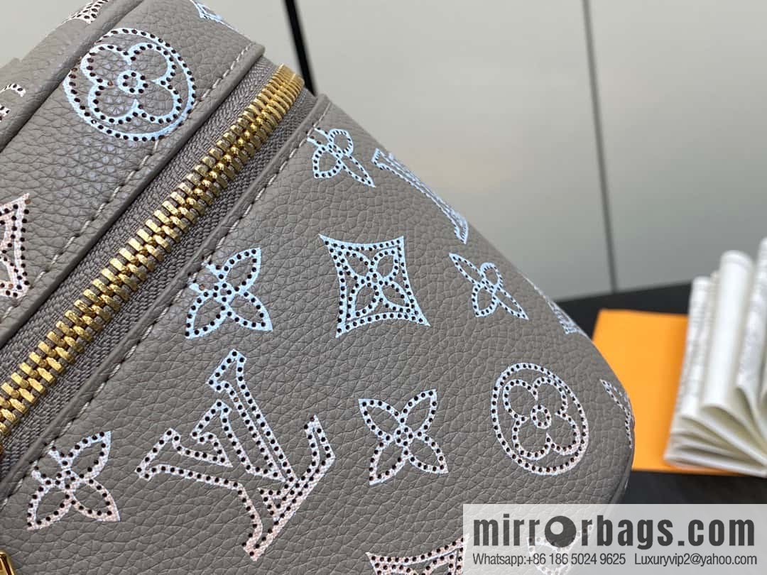[Boutique‑grade] M23550 light gray full leather pouch series NICE mini pouch M44495 gray (cut-out)