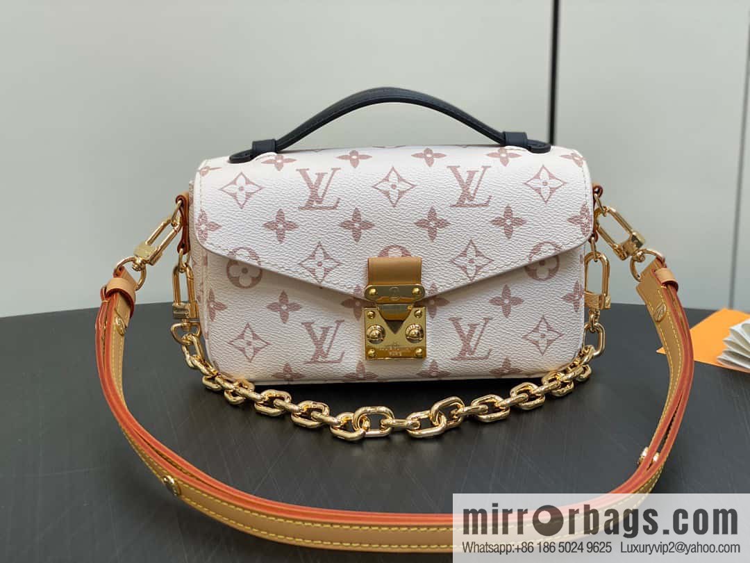 [Boutique‑grade] M46914 white flower M46279 mailman bag series LV mailman bag out of small East West Métis handbag