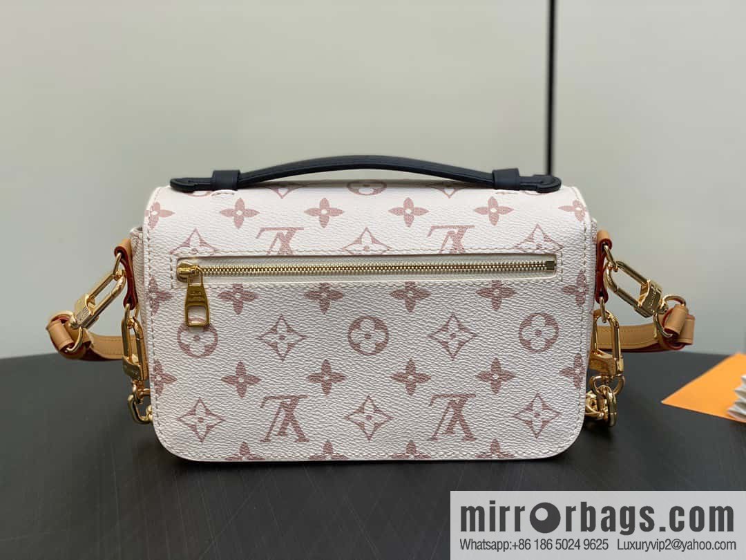 [Boutique‑grade] M46914 white flower M46279 mailman bag series LV mailman bag out of small East West Métis handbag