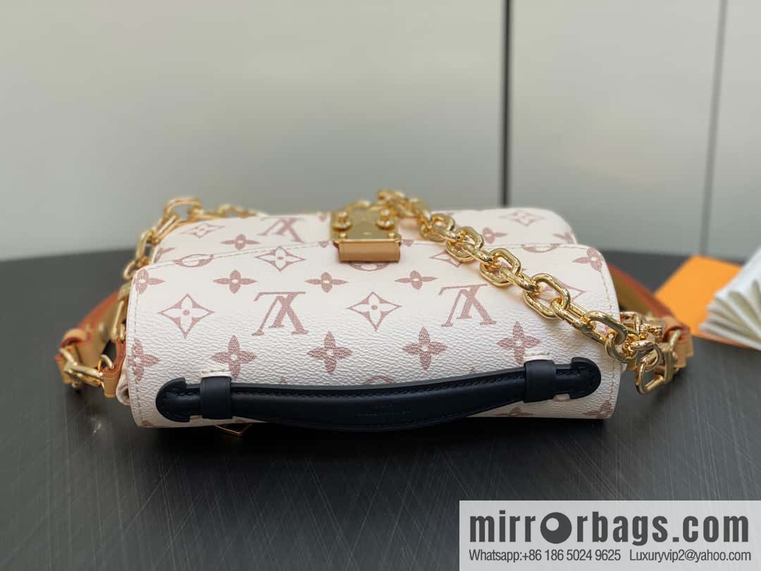 [Boutique‑grade] M46914 white flower M46279 mailman bag series LV mailman bag out of small East West Métis handbag