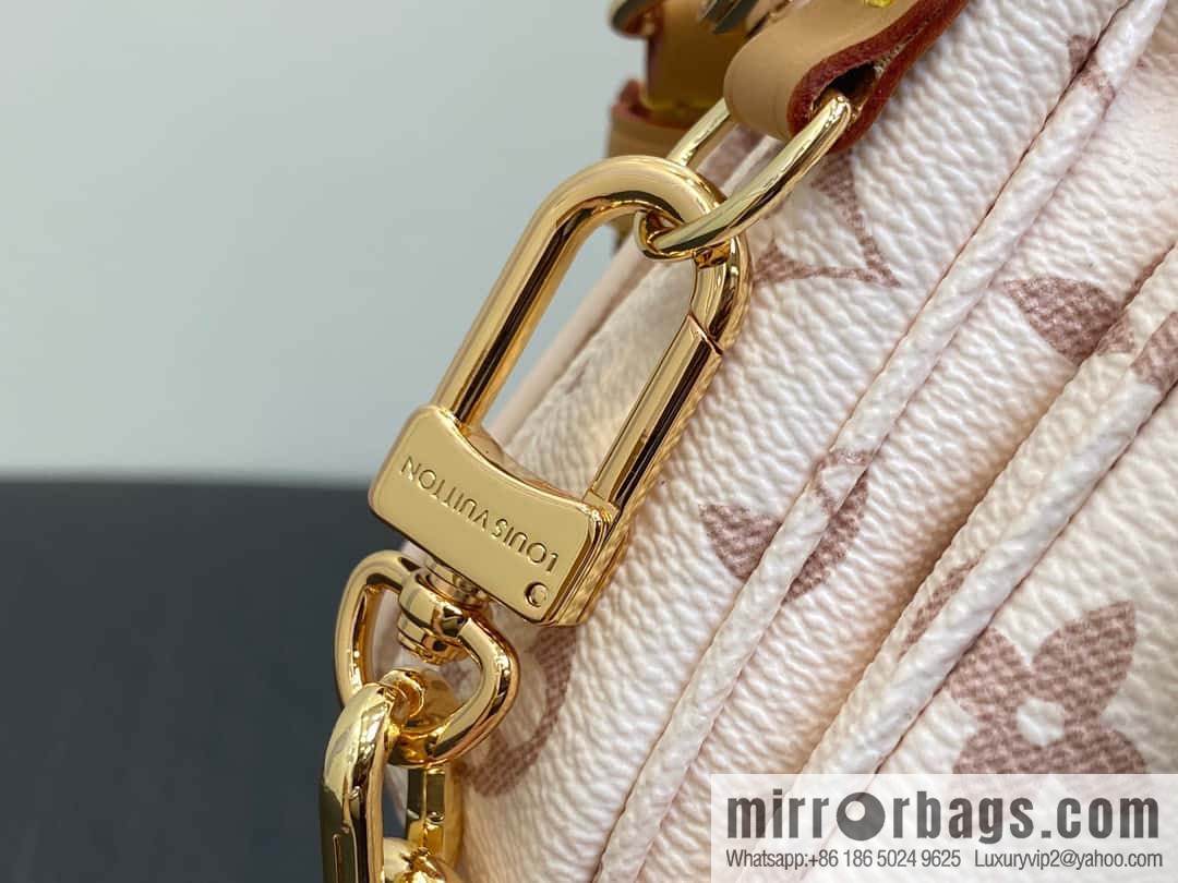 [Boutique‑grade] M46914 white flower M46279 mailman bag series LV mailman bag out of small East West Métis handbag