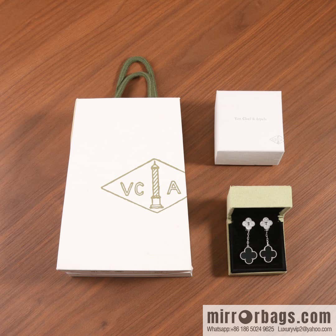 Van Cleef & Arpels Magic Alhambra Black Agate Clover Earrings Earrings