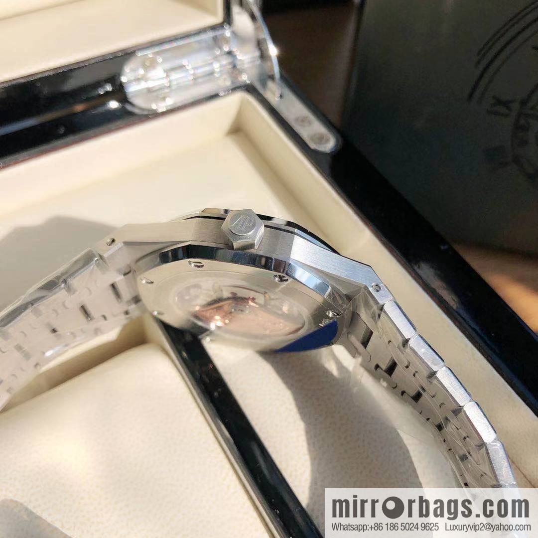 Audemars Piguet Royal Oak, model 15451.ST. ZZ.1256ST.03 Audemars Piguet CAL.4302 All-in-One Watch