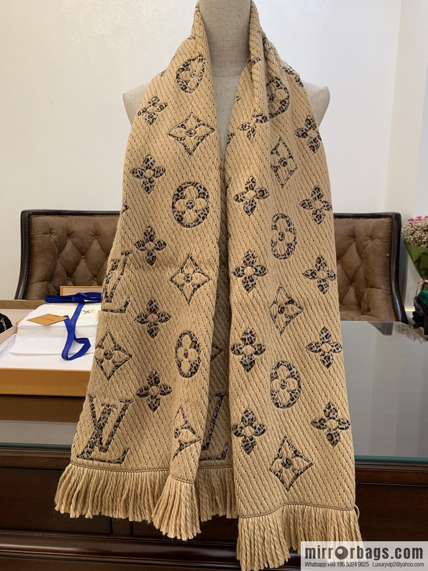 LV Louis Vuitton wool organza blended scarf M75884