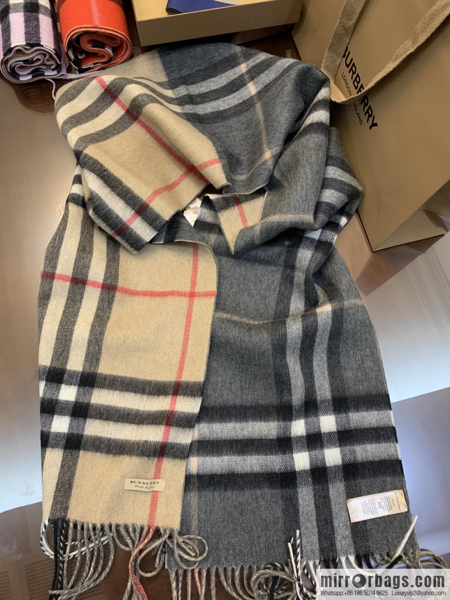 Burberry Burberry Scottish Worsted Cashmere Scarf