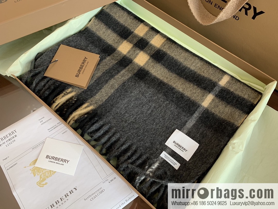 Burberry Classic Plaid 100% Cashmere Scarf