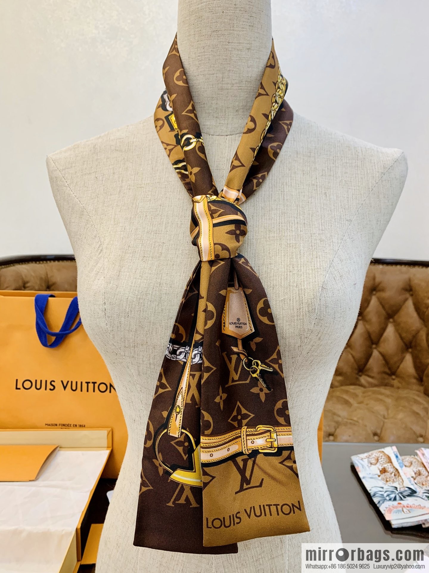 LV Louis Vuitton MONOGRAM CONFIDENTIAL Band M78655