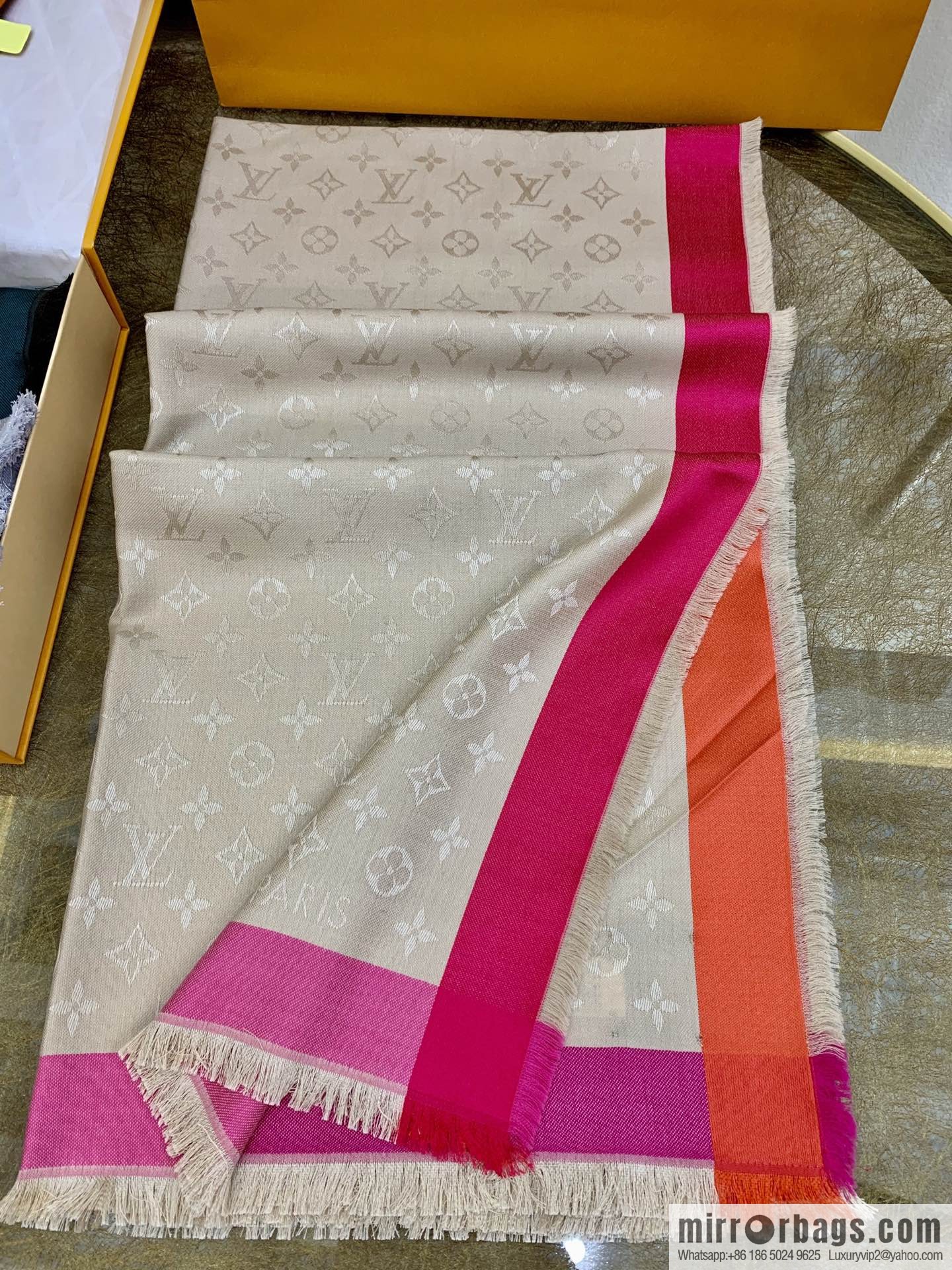 LV Louis Vuitton On The Edge Monogram Wool Mulberry Silk Blended Shawl M76371 M76465 M76372