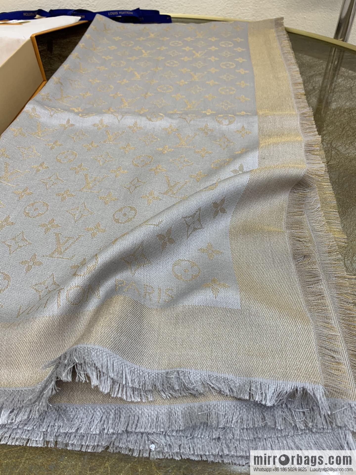 LV Louis Vuitton Shine Monogram Dyed Yarn Wire Blended Shawl M75122 M70805 M75120 M75121 M75123