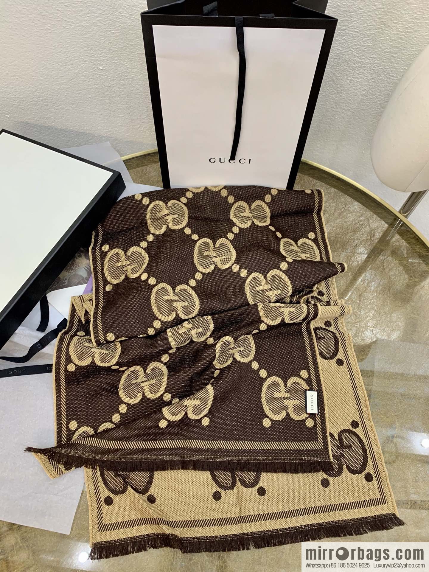 GUCCI Gucci Letter-interwoven jacquard scarf 598993