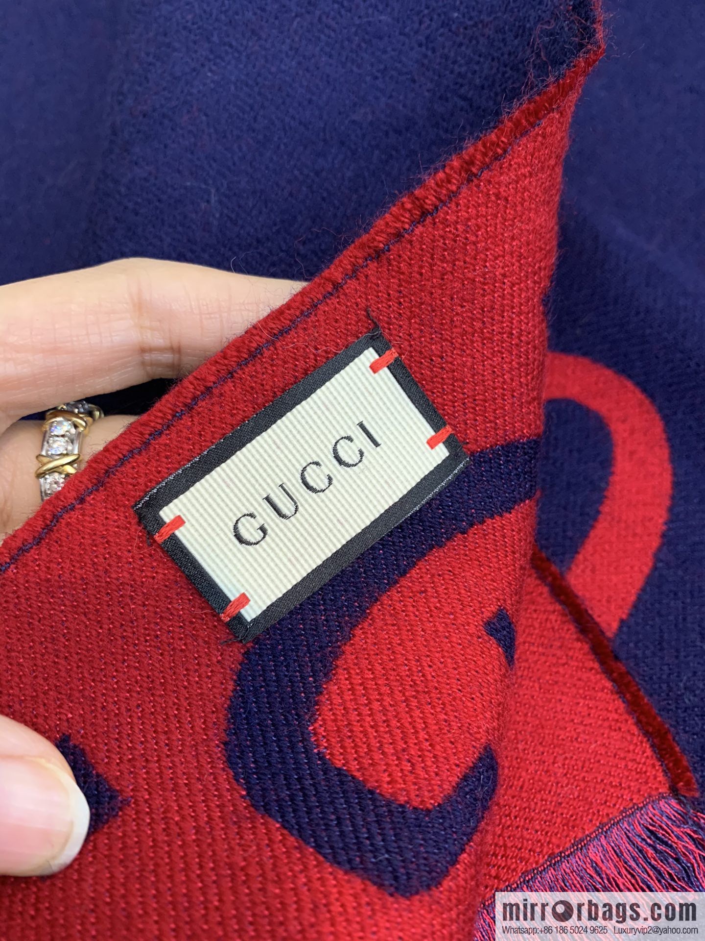 GUCCI Gucci GG pattern wool scarf 495592