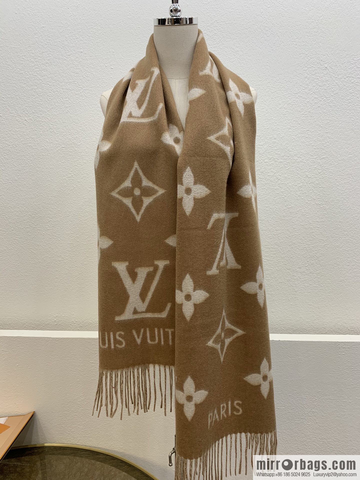 LV Louis Vuitton fringed trim 100% cashmere Reykjavik scarf M75704 #M75505 #M71040 #M71041 #M76637 #M76067