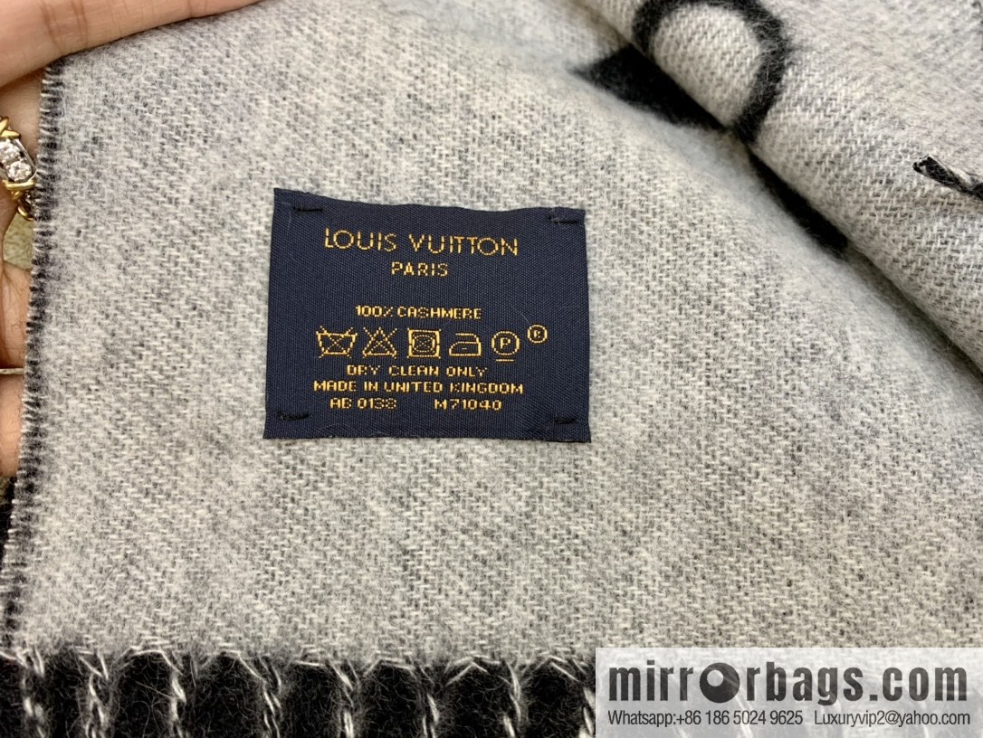 LV Louis Vuitton fringed trim 100% cashmere Reykjavik scarf M75704 #M75505 #M71040 #M71041 #M76637 #M76067
