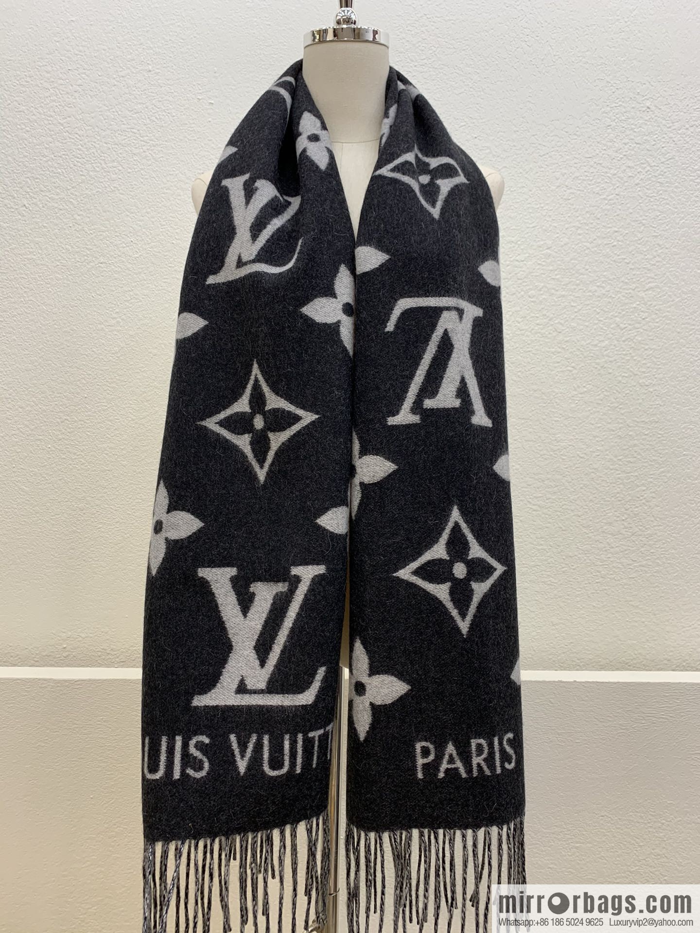 LV Louis Vuitton fringed trim 100% cashmere Reykjavik scarf M75704 #M75505 #M71040 #M71041 #M76637 #M76067