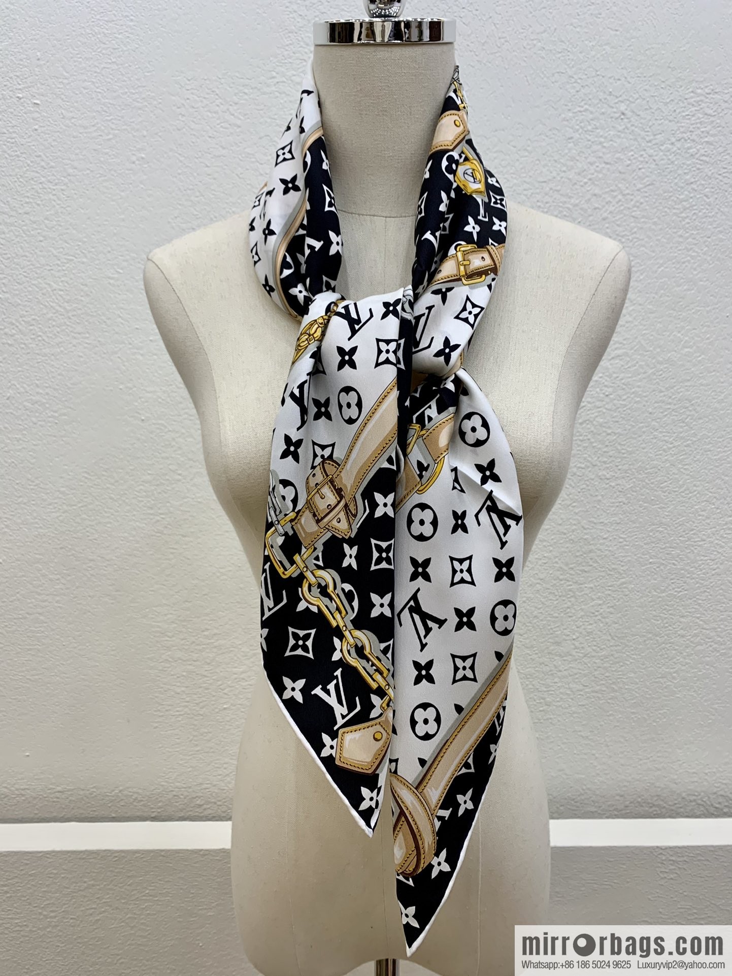 LV Louis Vuitton 100% silk twill scarf M78667 M78666 M70638