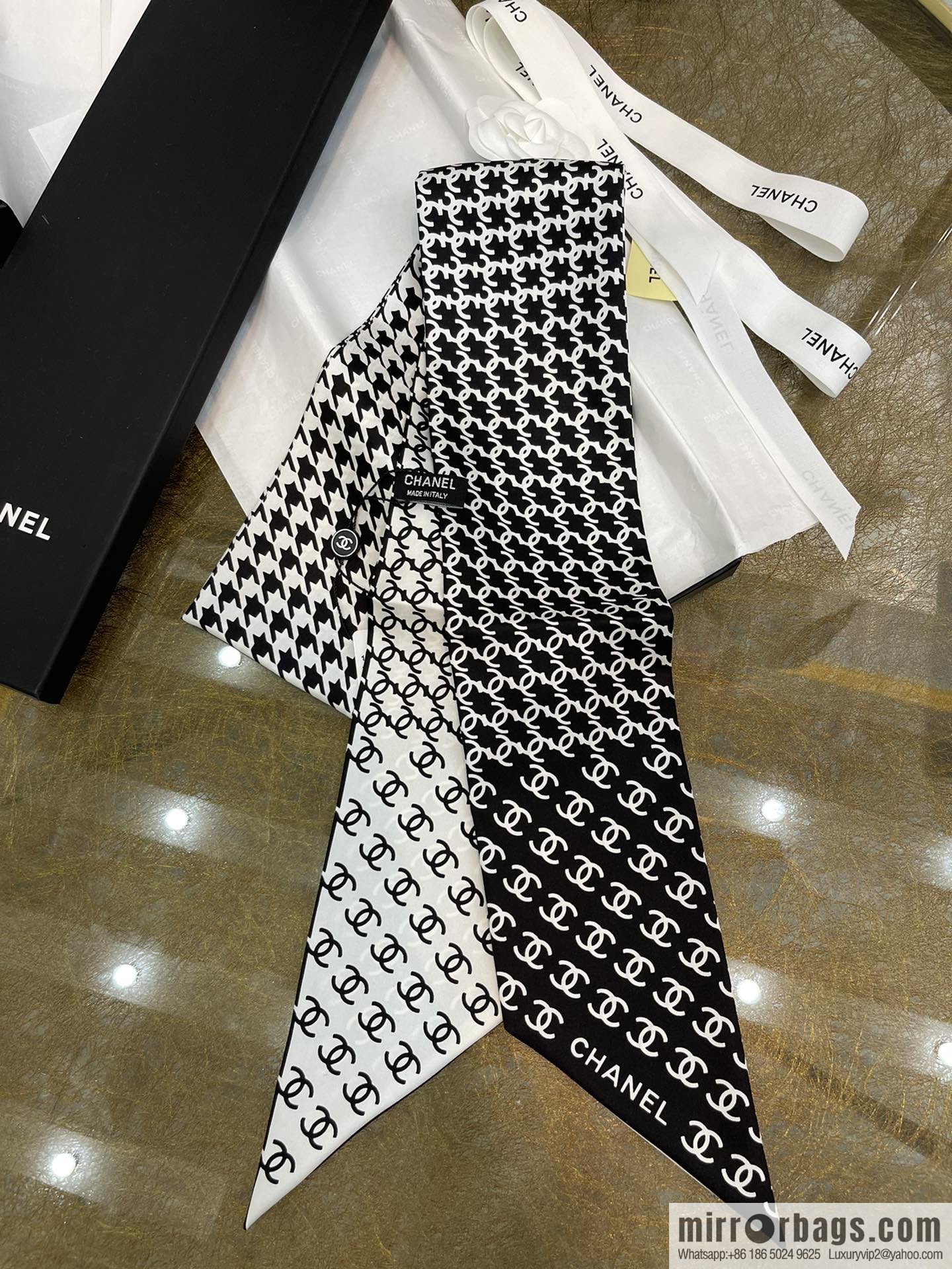 Chanel 100% silk max-Twiily ribbon