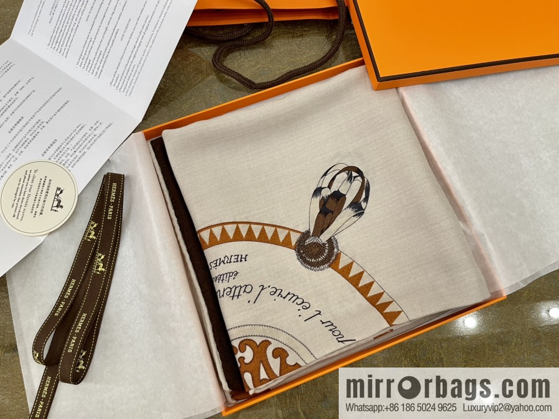 Hermes Hermès coat of arms pattern printing new solid color silk square scarf
