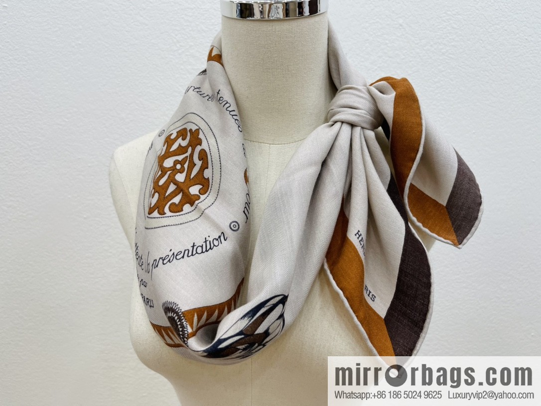 Hermes Hermès coat of arms pattern printing new solid color silk square scarf