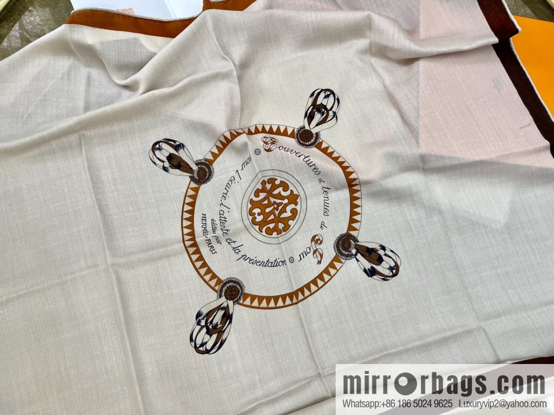 Hermes Hermès coat of arms pattern printing new solid color silk square scarf