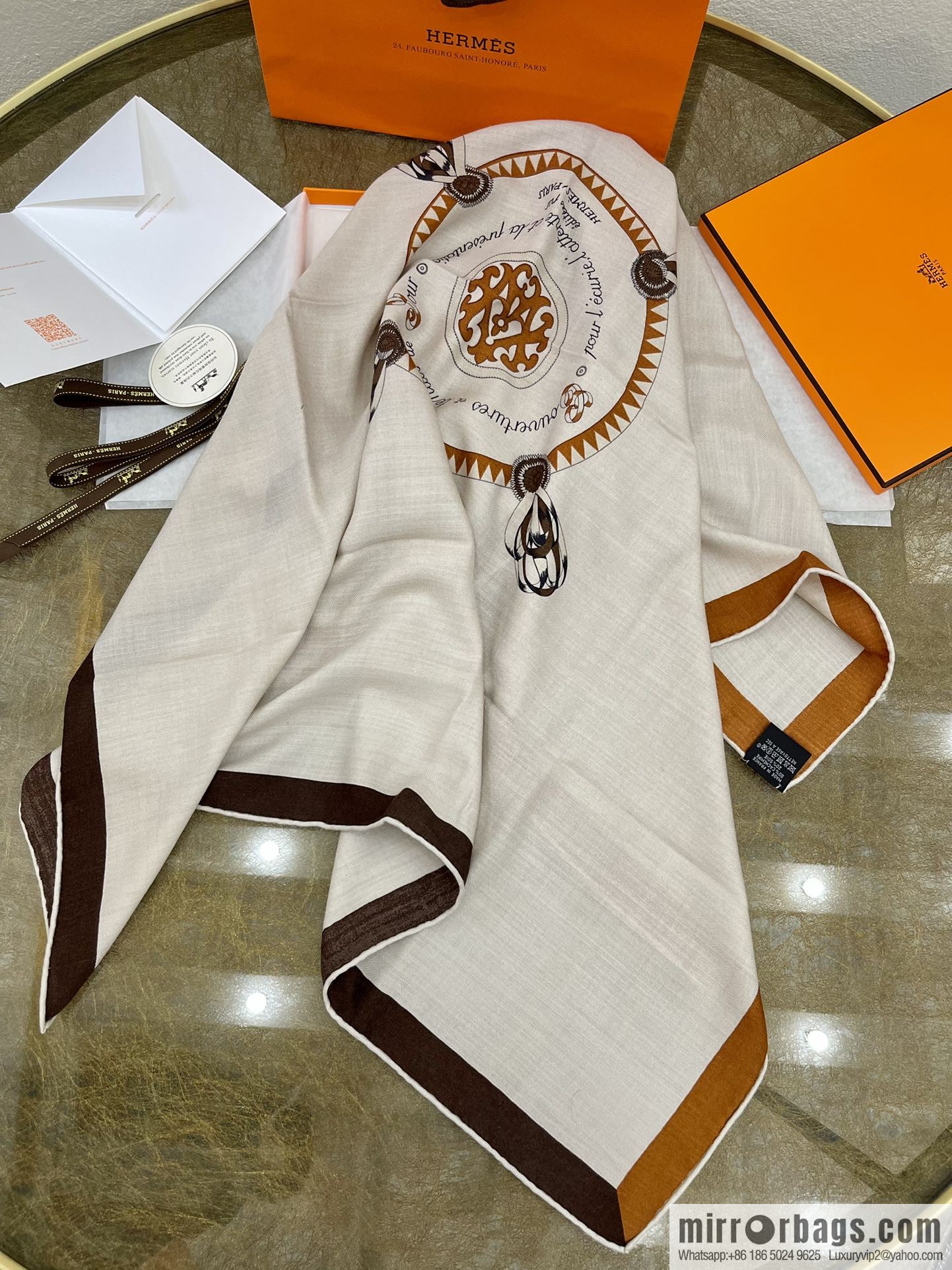 Hermes Hermès coat of arms pattern printing new solid color silk square scarf