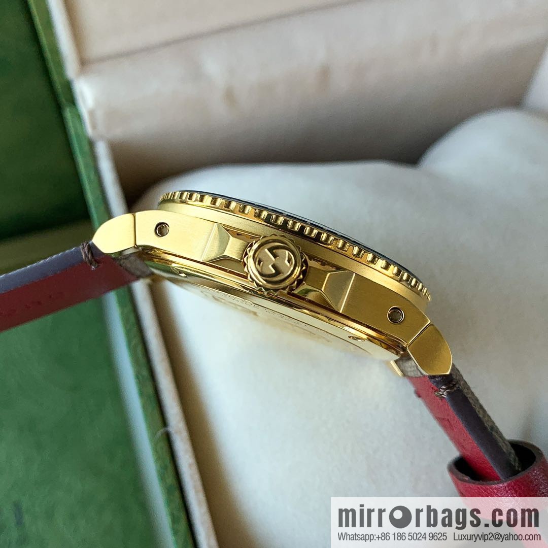 Gucci Gucci Dora A Dream joint limited edition Doraemon × Gucci joint series GucciDive watch