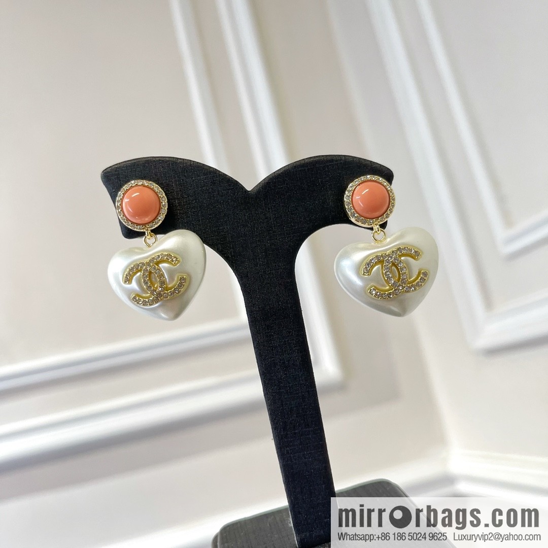 2021 new Chanel double c peach heart earrings necklace