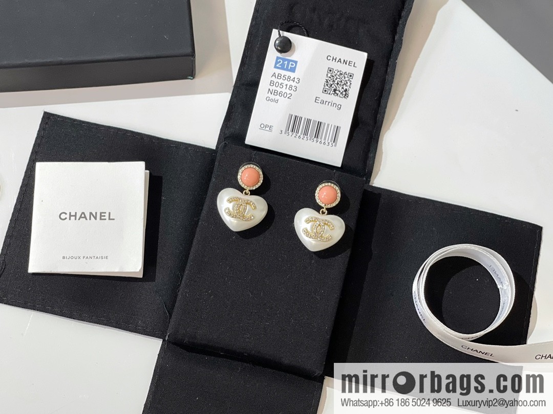2021 new Chanel double c peach heart earrings necklace