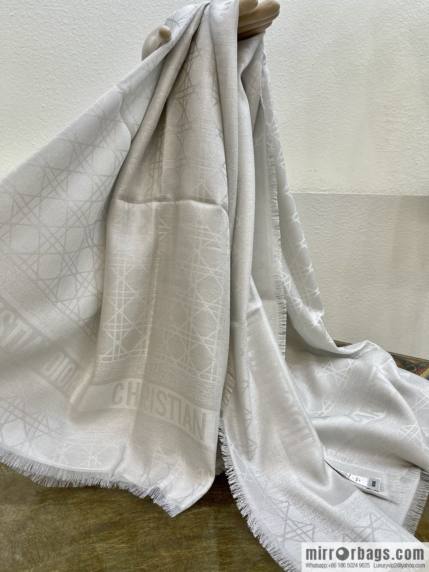 Dior Dior Classic Rattan Checkered Scarf 04CAL140I630_C019