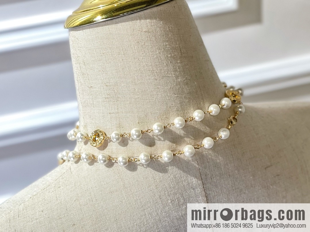2021 new Chanel button pearl sweater chain necklace