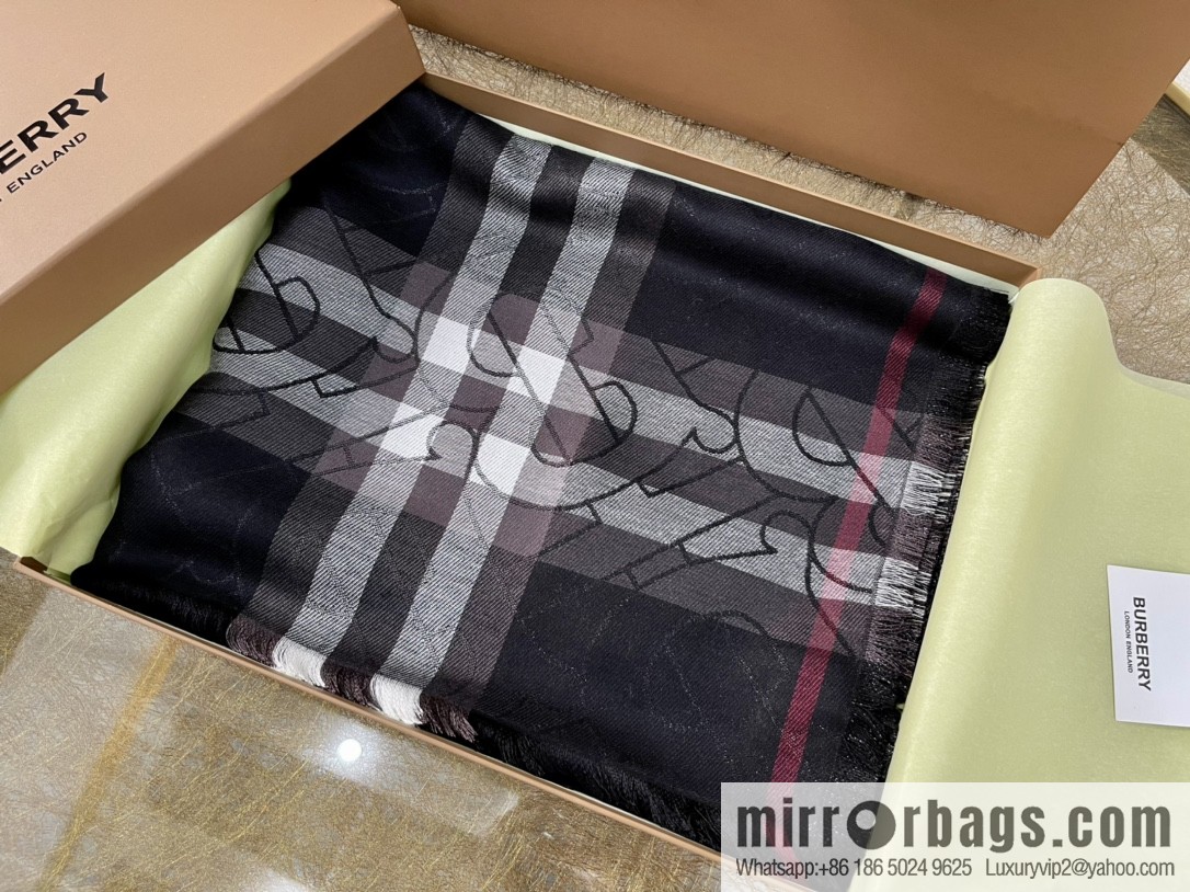 Burberry Burberry Metallic Logo Plaid Scarf