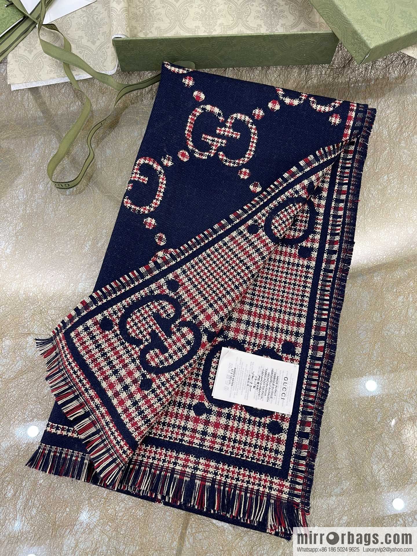 GUCCI Gucci Classic GG pattern 100% wool long towel