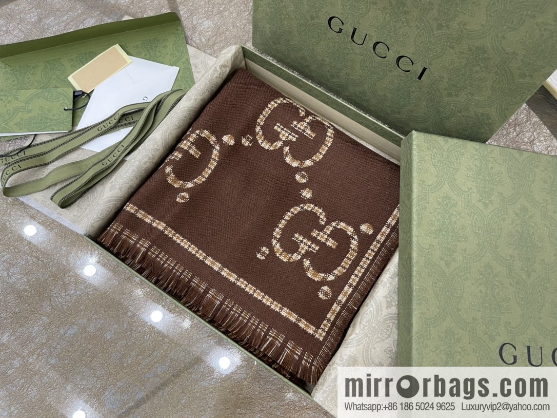 GUCCI Gucci Classic GG pattern 100% wool long towel