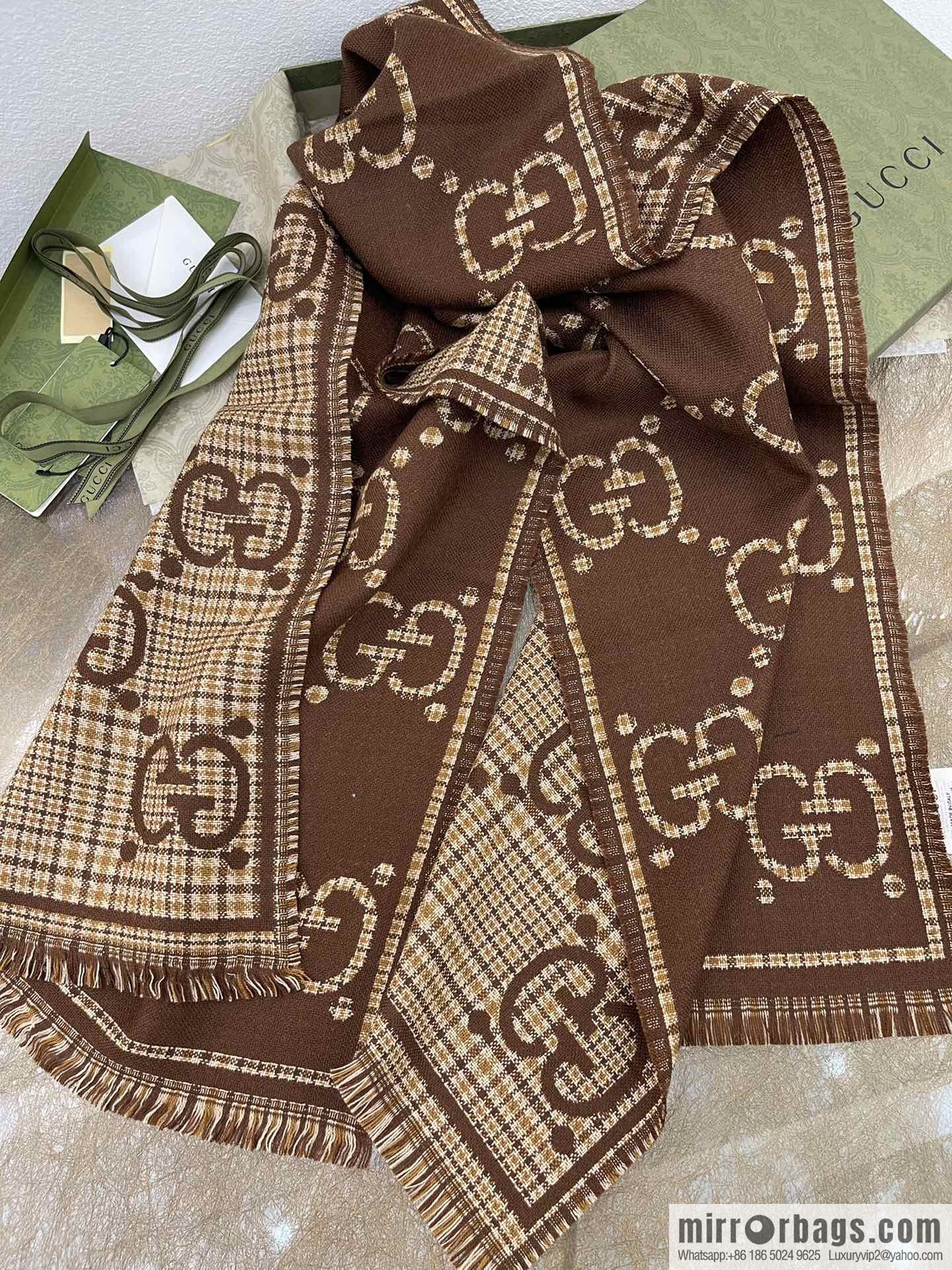 GUCCI Gucci Classic GG pattern 100% wool long towel