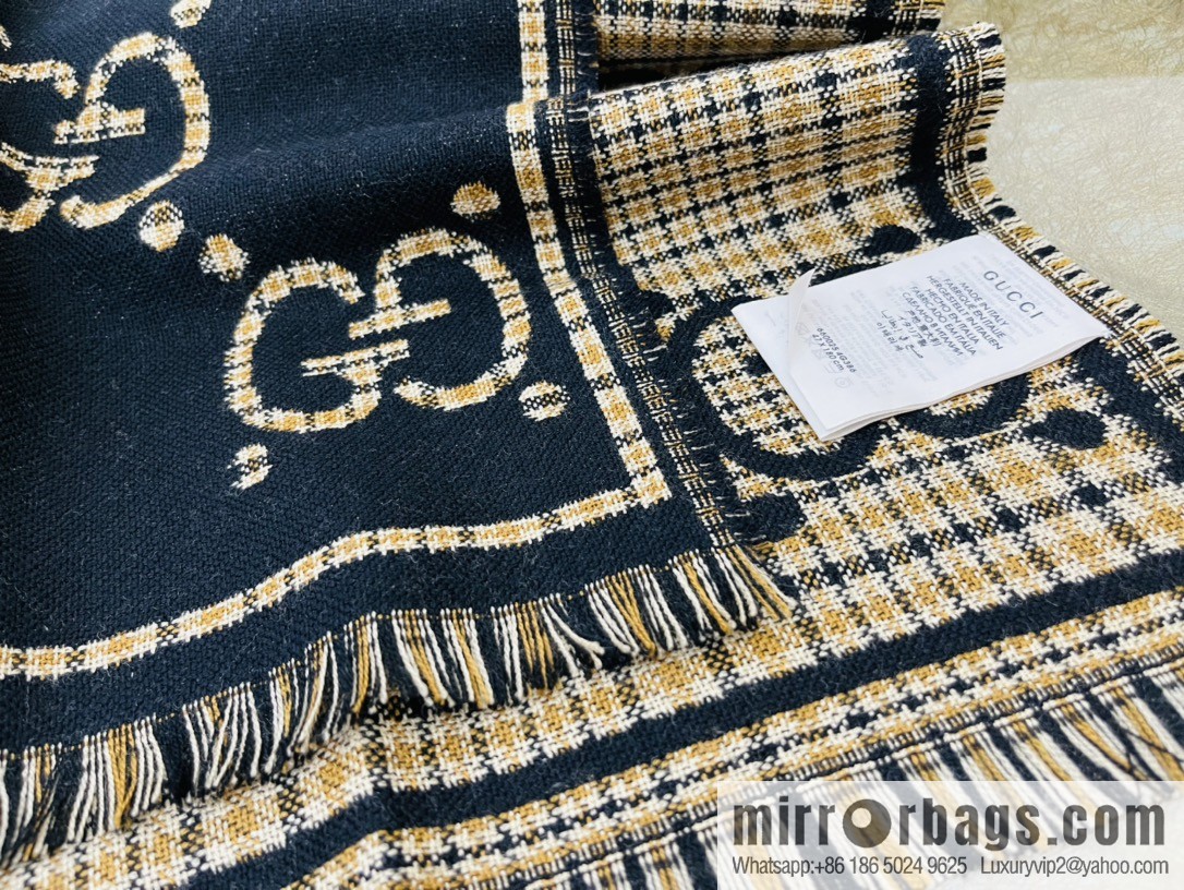 GUCCI Gucci Classic GG pattern 100% wool long towel