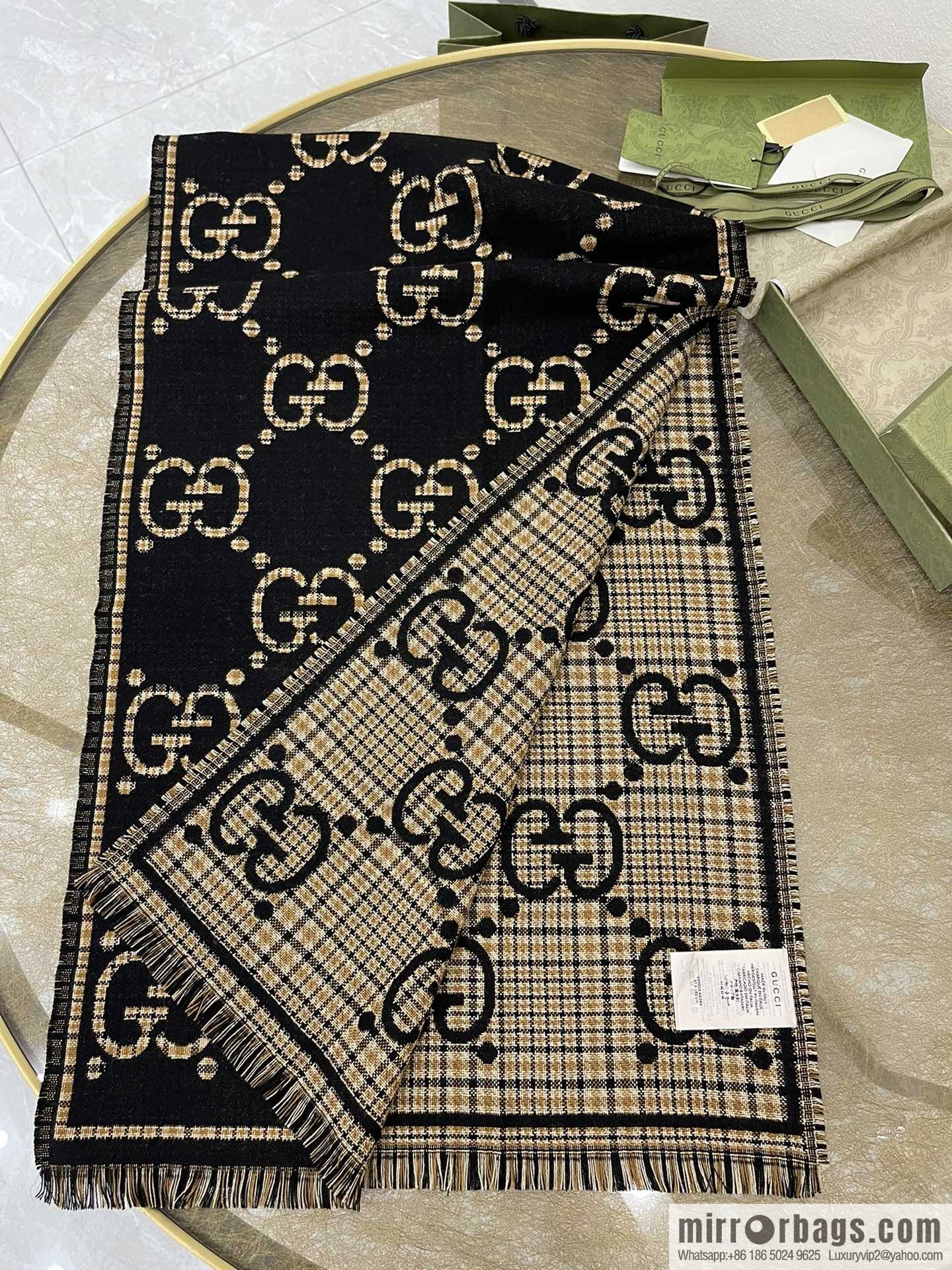 GUCCI Gucci Classic GG pattern 100% wool long towel