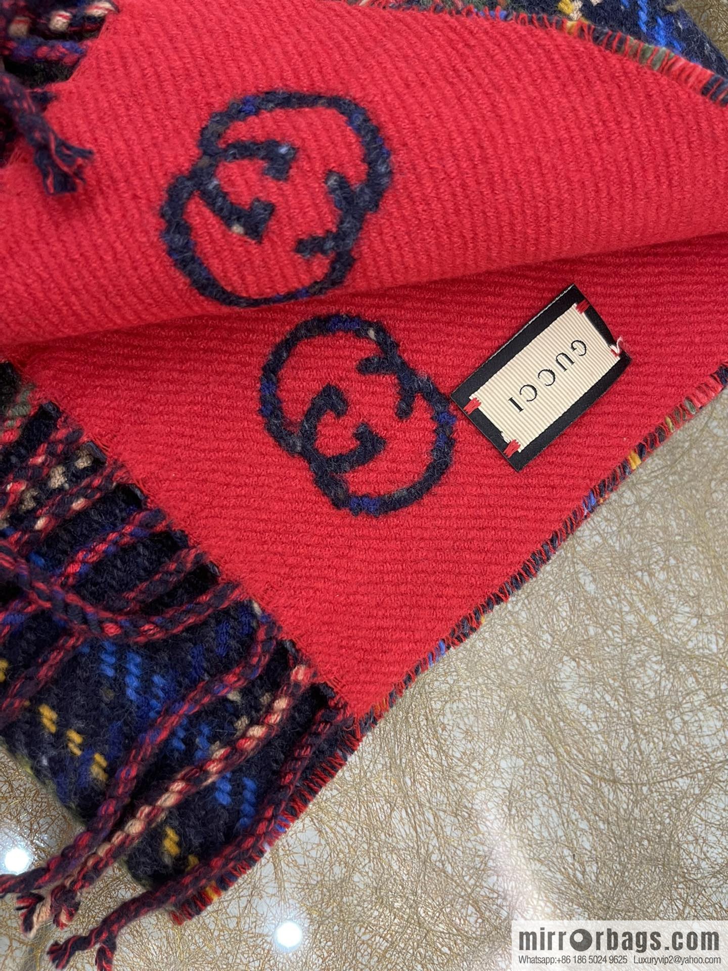 GUCCI Gucci GG logo latest double-sided scarf 643208