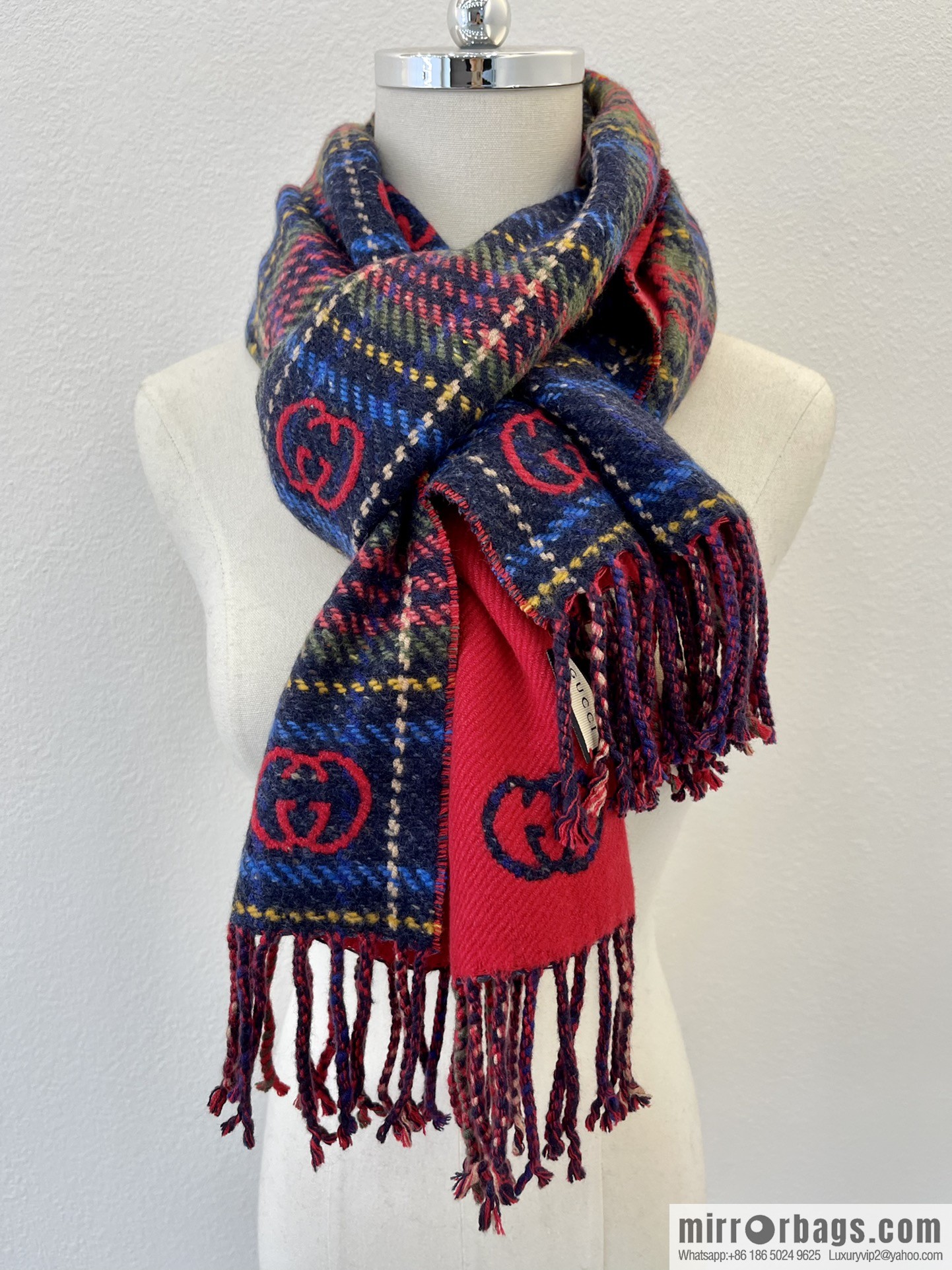 GUCCI Gucci GG logo latest double-sided scarf 643208
