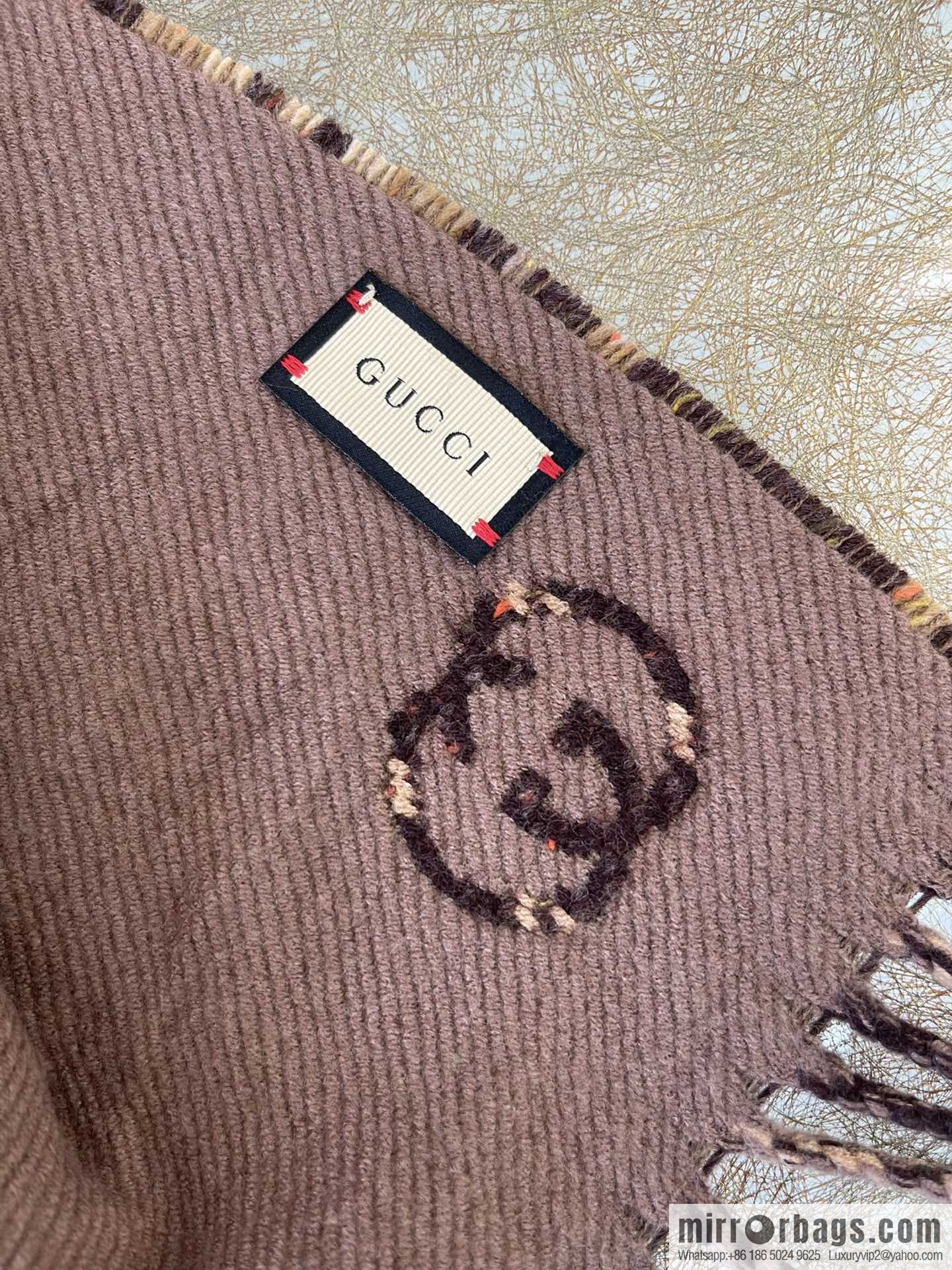 GUCCI Gucci GG logo latest double-sided scarf 643208