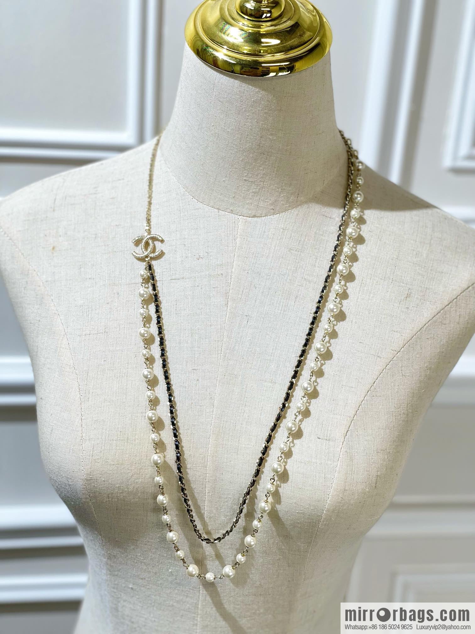 2021 new Chanel double c pearl double layer black leather rope necklace