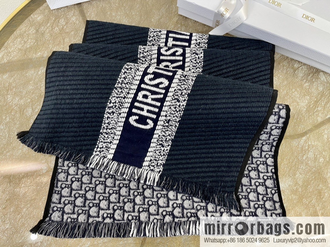 Dior 21 autumn and winter new college style double-sided scarf 14CDO301I985_C540