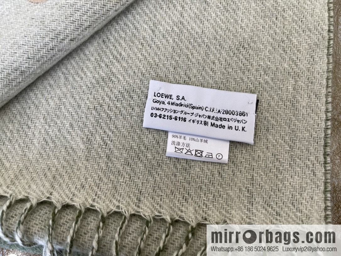 LOEWE Luo Yiwei cashmere men's and women's same scarf