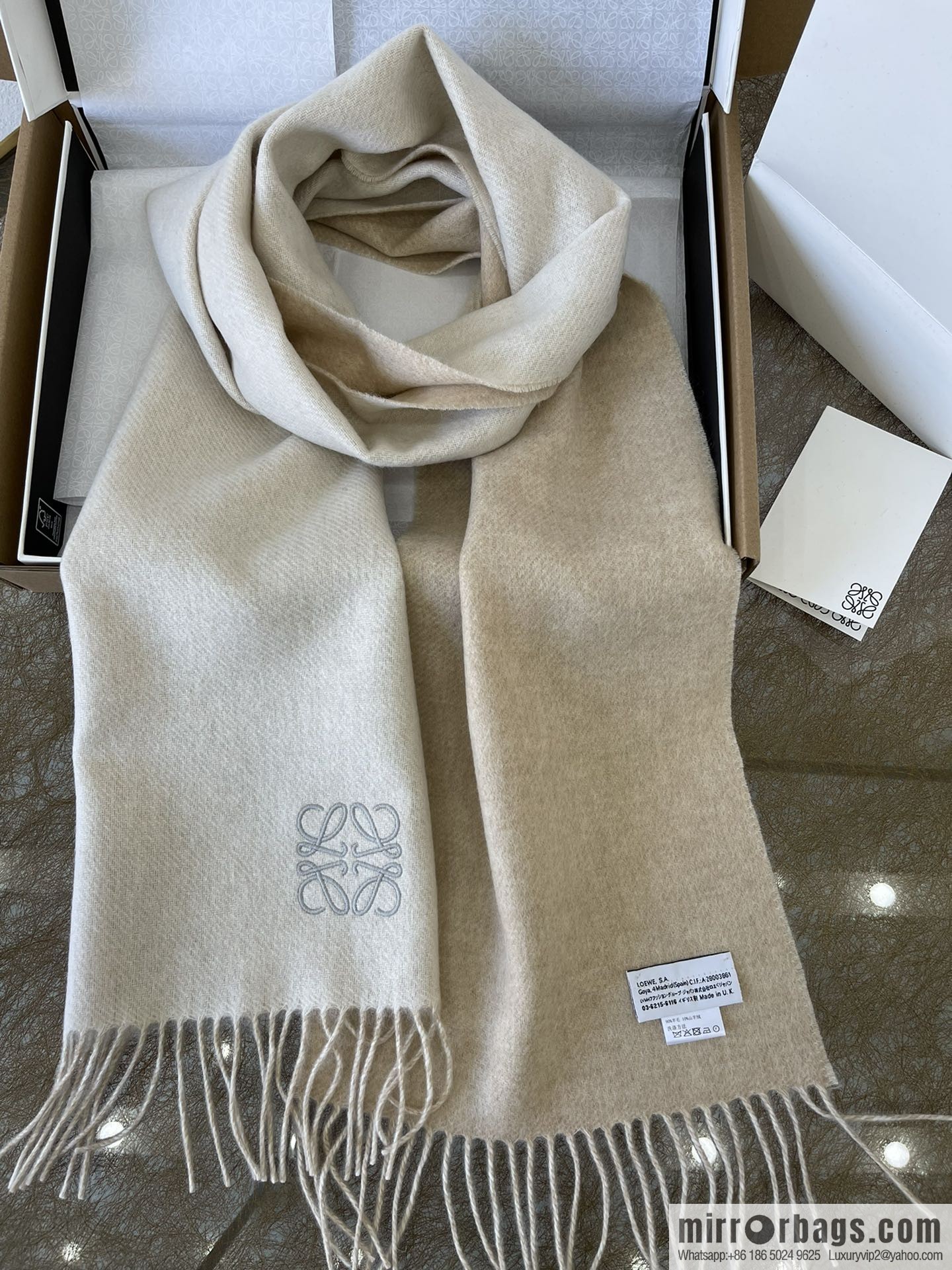 LOEWE Luo Yiwei cashmere men's and women's same scarf