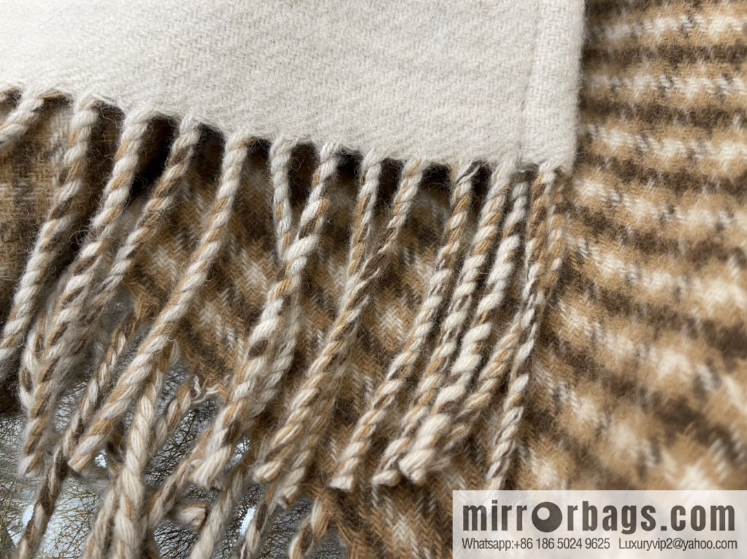 Fendi cream wool and cashmere cape FXX722AHR1F0QF7
