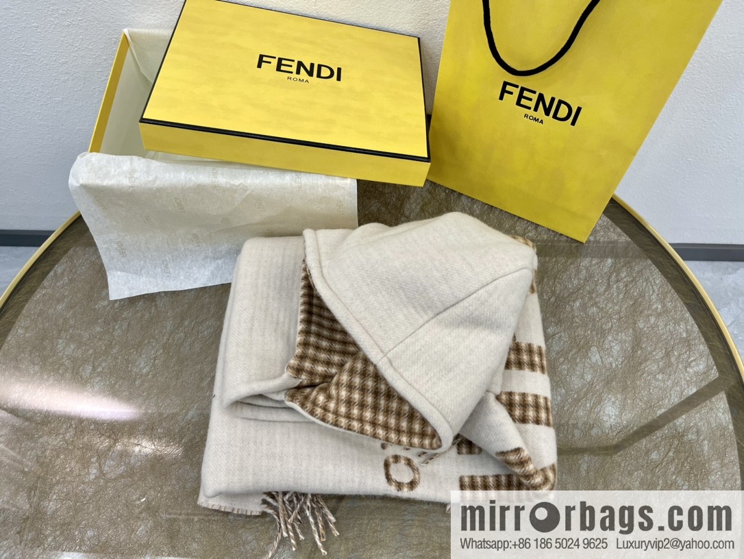 Fendi cream wool and cashmere cape FXX722AHR1F0QF7